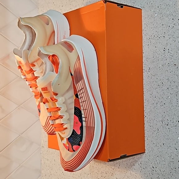 Nike Zoom Fly SP "Camo Mismatch" - Picture 5 of 9